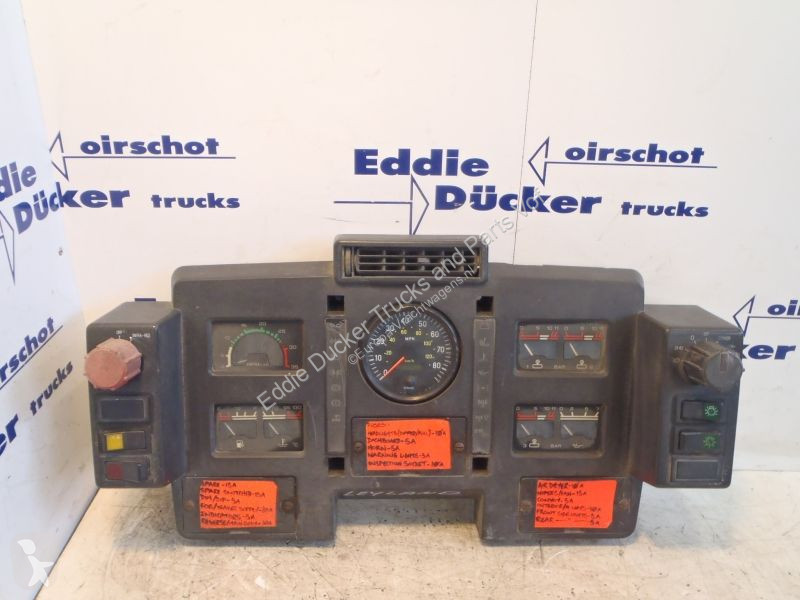 Reservdelar lastbilar DAF DASHBOARD LEYLAND 4X4