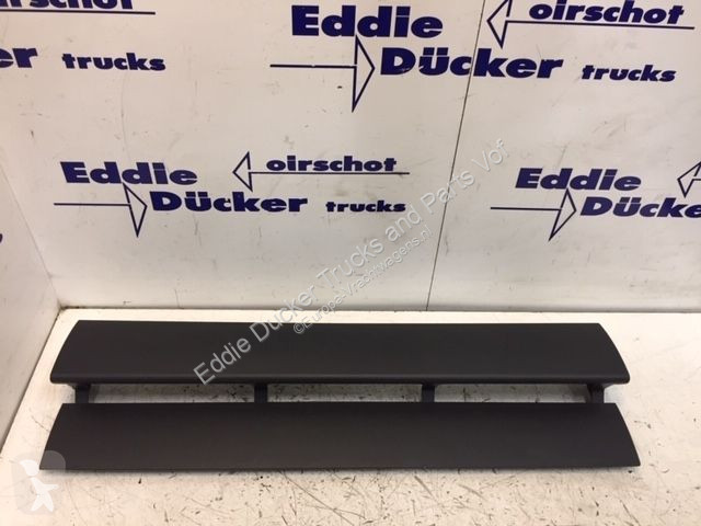 Náhradní díly pro kamiony DAF 1363370 GRILLE ONDER