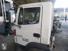 Nissan Atleon Porte pour camion 165.75 LKW Ersatzteile gebrauchter