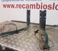 Reservdelar lastbilar Nissan Cabstar Fixations Soporte Delantero pour camion 35.13 begagnad