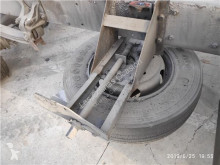 Repuestos para camiones Renault Premium Fixations Soporte Rueda Repuesto pour camion Distribution 210.18D, 220.18 usado