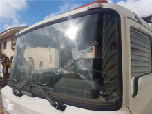 Cabine / carrosserie Nissan Pare-brise Delantera pour camion L 35 08 CESTA ELEVABLE