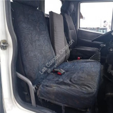 Cabine / carrosserie Nissan Atleon Siège pour camion 110.35, 120.35