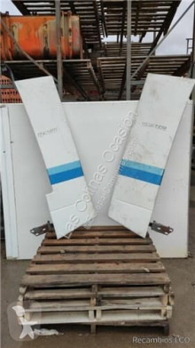 Repuestos para camiones MAN Aileron pour tracteur routier L2000 usado
