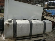 Náhradní díly pro kamiony Volvo Réservoir de carburant pour tracteur routier použitý