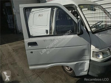 Ricambio per autocarri Piaggio Porte pour camion PORTER Furgón 1.0 usato