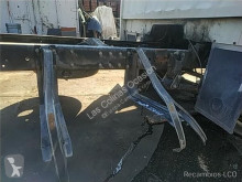 Pièces détachées PL Nissan Trade Fixations Soporte Delantero Deposito pour camion 2.8 Diesel occasion