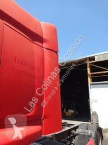 Náhradní díly pro kamiony Renault Premium Aileron pour tracteur routier 2 Lander 440.18 použitý