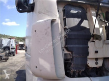 Repuestos para camiones DAF Revêtement Aletin Delantero Derecho pour tracteur routier XF 105 460 usado