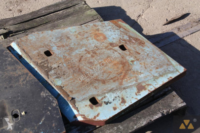 Reservdelar lastbilar Terex 11650 Lower cheek plate RH