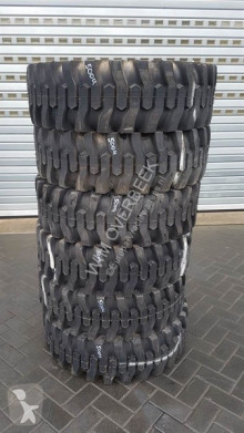 Titan 12.5/80-18 NHS - Tyre/Reifen/Band rueda usado