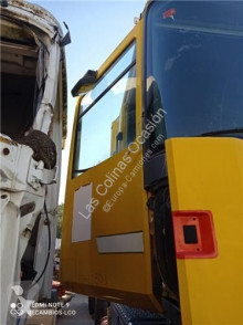 雷诺Magnum重型卡车零部件 Porte pour camion AE 430.18 二手