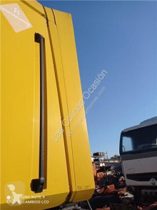 Náhradní díly pro kamiony Renault Magnum Aileron pour camion AE 430.18 použitý