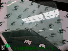 Repuestos para camiones MAN 81.62645-6057 Portierruit Rechts cabina / Carrocería usado