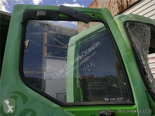 Renault Premium Vitre latérale PUERTA DELANTERO DERECHA pour camion Distribution 210.18D, 220.18 truck part used