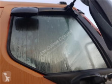 Renault Premium Vitre latérale PUERTA DELANTERO DERECHA pour camion Distribution 370.18 truck part used