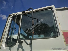 Repuestos para camiones Pegaso Vitre latérale pour camion COMET 1217.14 usado