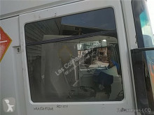 Pièces détachées PL Renault Magnum Vitre latérale pour camion DXi 13 500.18 T occasion