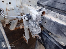 Piese de schimb vehicule de mare tonaj Pompe de levage de cabine MK 2527 B pour camion MERCEDES-BENZ MK 2527 B second-hand
