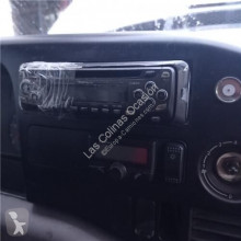 Peças pesados Volkswagen Autoradio Radio / Cd pour camion LT 28-46 II Caja/Chasis (2DX0FE) 2.8 TDI usado