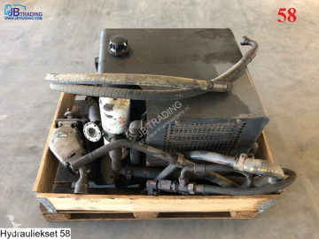 Universeel Pump, tank and hydraulic hoses système hydraulique occasion