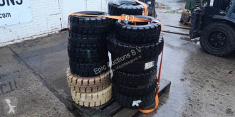 Diversen Heftruck banden roue / pneu occasion