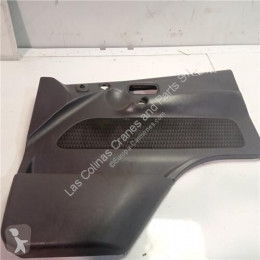 Pièces détachées PL Nissan Atleon Porte GUARNECIDO PUERTA DELANTERO DERECHA pour camion occasion