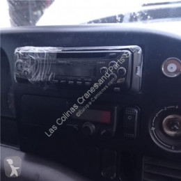 Pièces détachées PL Volkswagen Autoradio Radio / Cd LT 28-46 II Caja/Chasis (2DX0FE) 2.8 TDI pour camion LT 28-46 II Caja/Chasis (2DX0FE) 2.8 TDI occasion