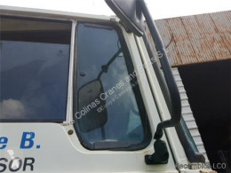 Pièces détachées PL Pegaso Vitre latérale LUNA Lateral Derecha EUROPA 1217.17 pour camion EUROPA 1217.17 occasion