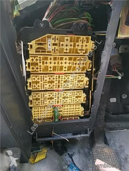 قطع غيار الآليات الثقيلة النظام الكهربائي Iveco Daily Boîte à fusibles Caja Fusibles/Rele II 65 C 15 pour tracteur routier II 65 C 15