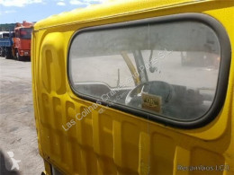 قطع غيار الآليات الثقيلة مقصورة / هيكل Nissan Cabstar Cabine LUNA Trasera 35.13 pour camion 35.13