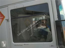 Pièces détachées PL Renault Magnum Vitre latérale LUNA PUERTA DELANTERO DERECHA DXi 13 500.18 T pour camion DXi 13 500.18 T occasion
