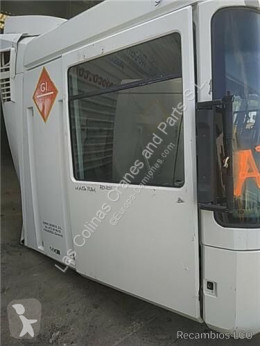 Vrachtwagenonderdelen Renault Magnum Porte Puerta Delantera Derecha DXi 13 500.18 T pour tracteur routier DXi 13 500.18 T tweedehands
