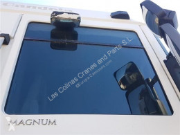 Repuestos para camiones cabina / Carrocería lunas Renault Magnum Vitre latérale LUNA PUERTA DELANTERO DERECHA DXi 13 460.18 T pour tracteur routier DXi 13 460.18 T