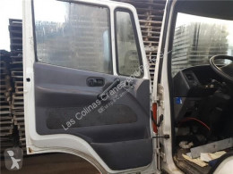 Reservdelar lastbilar Nissan Atleon Porte Puerta Delantera Izquierda 140.75 pour camion 140.75 begagnad