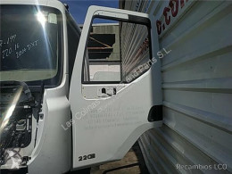Ricambio per autocarri Renault Midlum Porte Puerta Delantera Izquierda 220.16 pour tracteur routier 220.16 usato