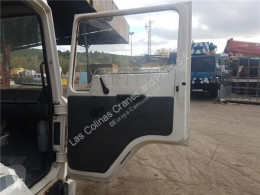 Repuestos para camiones Nissan Porte Puerta Delantera Derecha L 35 08 CESTA ELEVABLE pour camion L 35 08 CESTA ELEVABLE usado