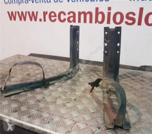 Peças pesados Nissan Cabstar Fixations Soporte Delantero Deposito Combustible 35.13 pour camion 35.13 usado