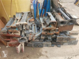 Pièces détachées PL Renault Fixations Viga Chasis Trasera Viga Chasis Trasera pour camion occasion