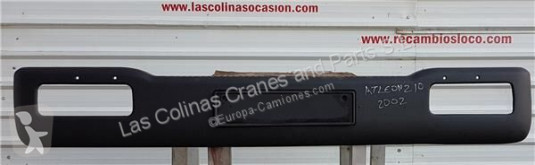 Nissan Atleon Pare-chocs Paragolpes Delantero 210 pour camion 210 truck part used
