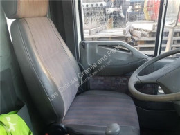 Iveco Eurocargo Siège Asiento Delantero Derecho Chasis (Typ 130 E pour camion Chasis (Typ 130 E 18) [5,9 Ltr. - 130 kW Diesel] cabine / carrosserie occasion