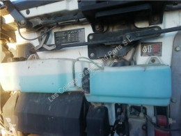 Repuestos para camiones Iveco Eurocargo Réservoir de lave-glace Deposito Limpia Parabrisas 150E 23 pour camion 150E 23 usado