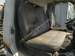 Nissan Trade Siège Asiento Delantero Derecho 2.8 Diesel pour camion 2.8 Diesel cabine / carrosserie occasion