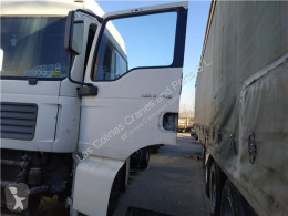 قطع غيار الآليات الثقيلة MAN TGA Porte Puerta Delantera Izquierda 18.410 FK, FK-L, FLK, FLRK pour camion 18.410 FK, FK-L, FLK, FLRK مستعمل