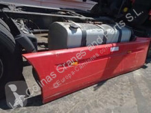 Renault Premium Aileron Spoiler Cubredepositos 2 Lander 440.18 pour tracteur routier 2 Lander 440.18 truck part used