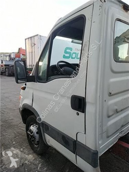 Pièces détachées PL Iveco Daily Porte Puerta Delantera Izquierda II 50 C 15 pour camion II 50 C 15 occasion