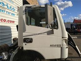 Repuestos para camiones Nissan Atleon Porte Puerta Delantera Derecha 210 pour camion 210 usado