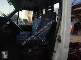 Cabine / carrosserie Iveco Daily Siège Asiento Delantero Izquierdo II 50 C 15 pour camion II 50 C 15