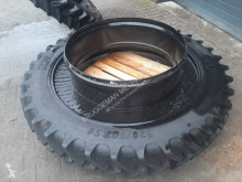 BKT Dubbellucht 320/95R54 320/95R54 használt Traktoralkatrészek