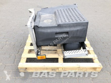 Резервни части за тежкотоварни превозни средства Renault Battery holder Renault T-Serie втора употреба